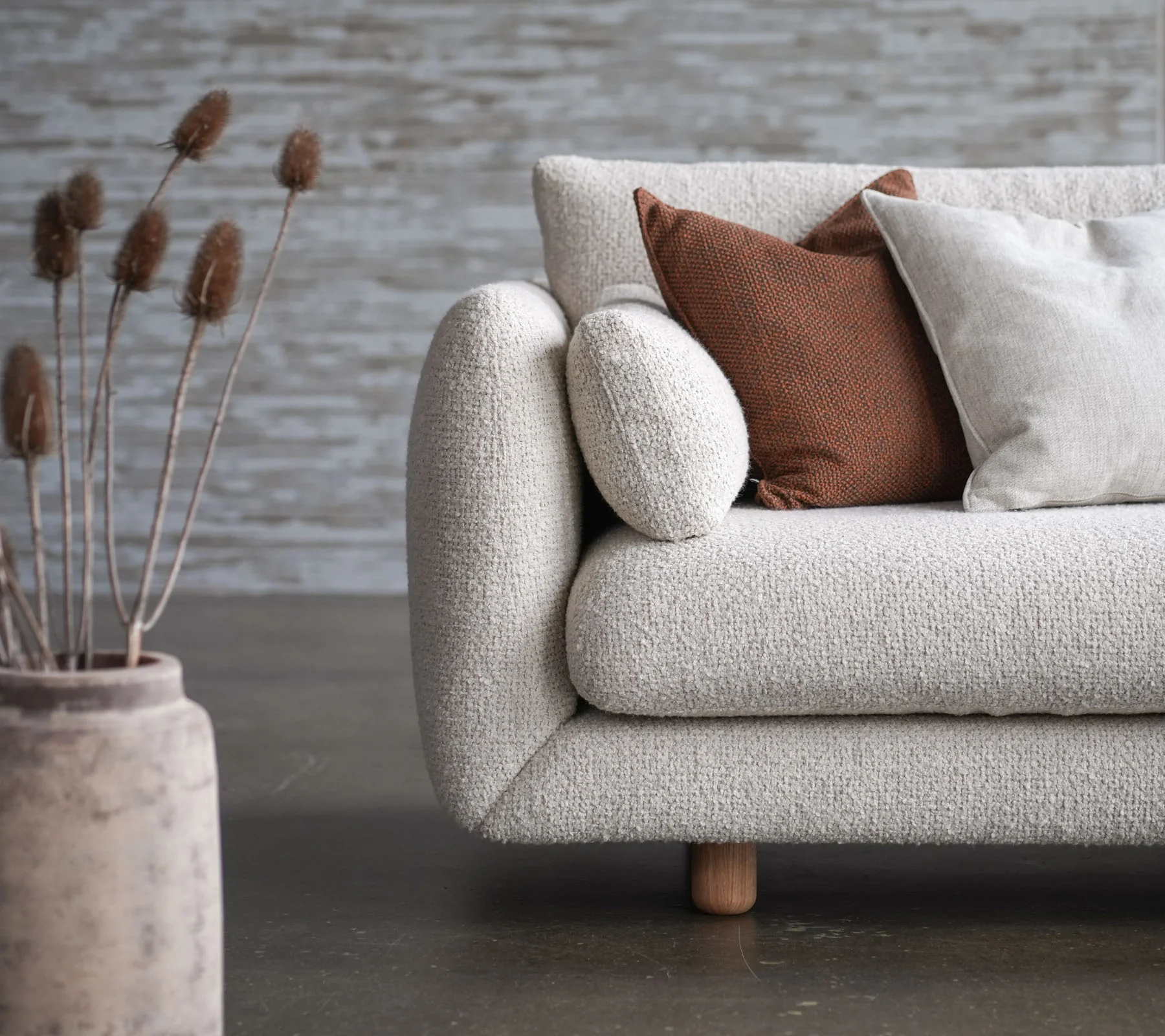 Bloom 3-seater sofa with chaise longue, left and teak legs - Image 4