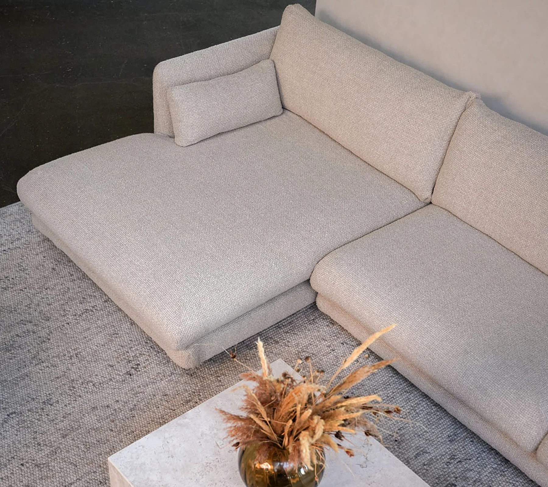 Bloom 3-seater sofa with chaise longue, right and teak legs - Image 4