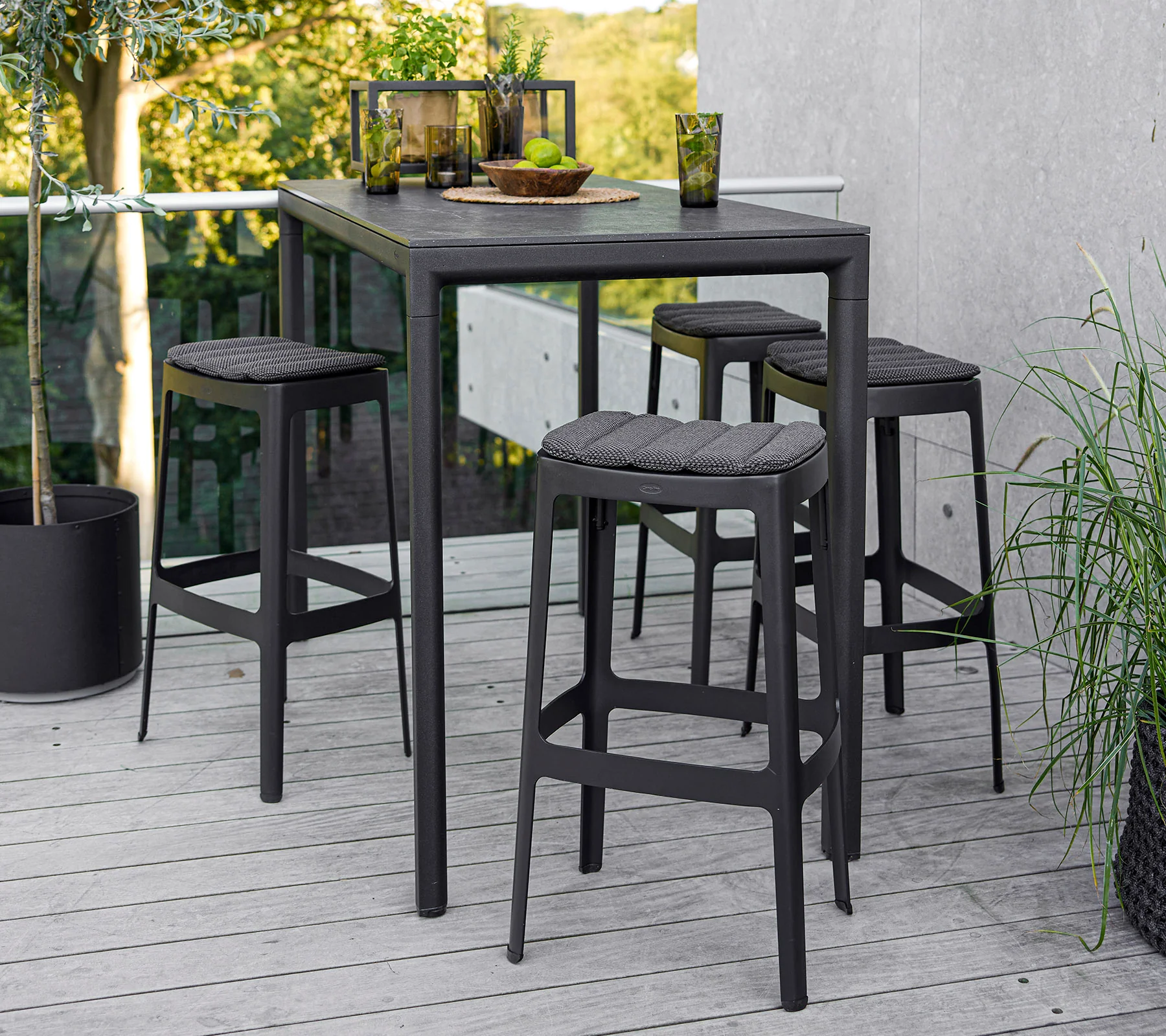 Cut bar table - Image 3